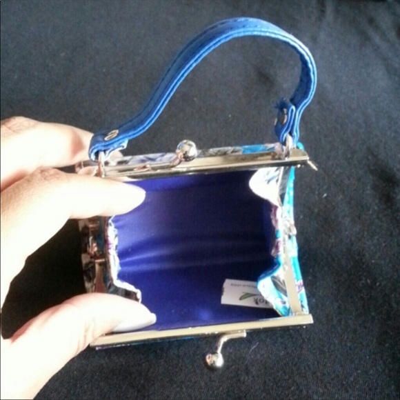 🎉TODAY ONLY🎉NEW. .Very mini beautiful 🌺 - Picture 3 of 4